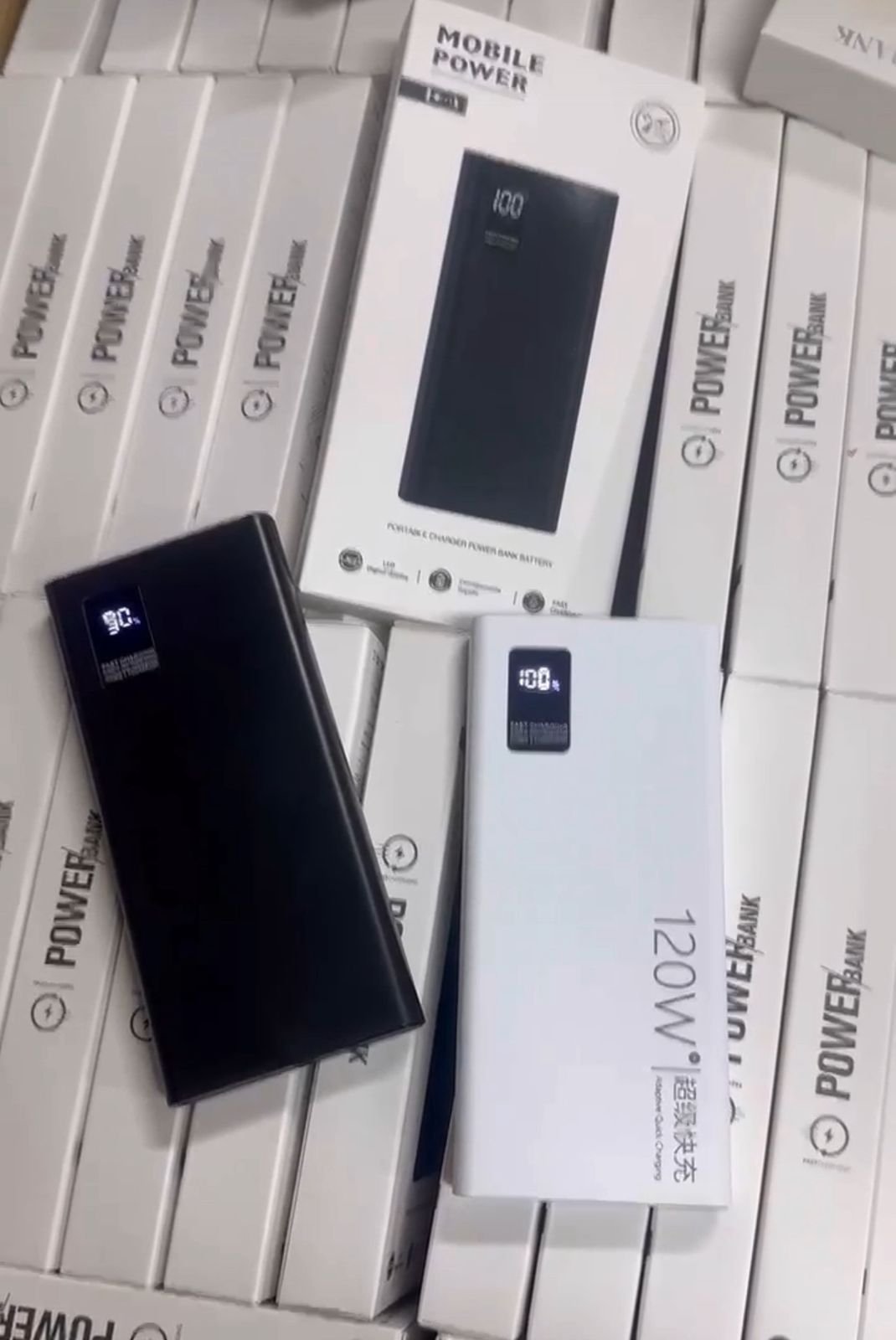 10000mAh Power Bank – PD Fast Charging with Digital Display & Full Capacity Backup (Random color) - Image 3